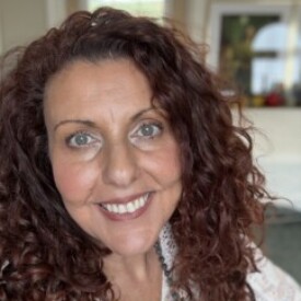 Profile picture of Naz F. Kling